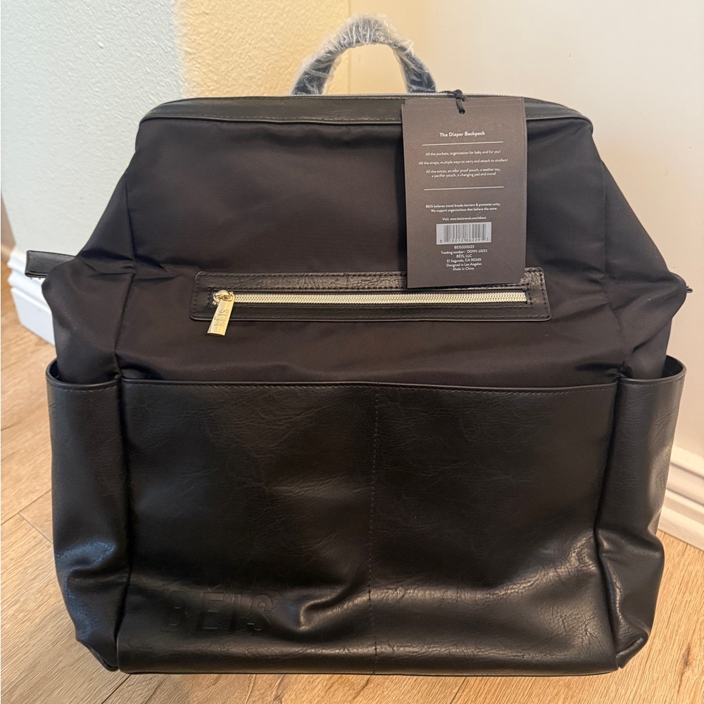 NEW- BEIS DIAPER BACKPACK